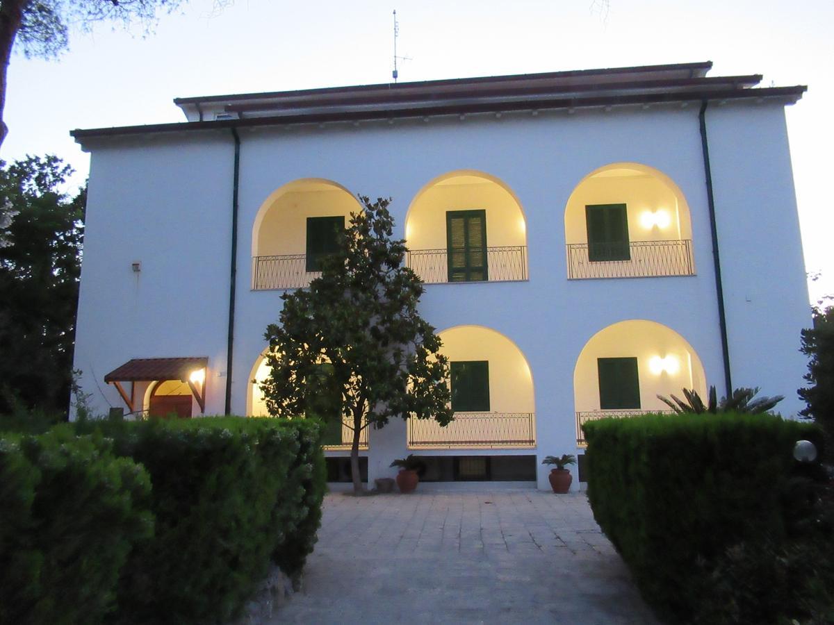 Villa Marta Taranto Exterior photo