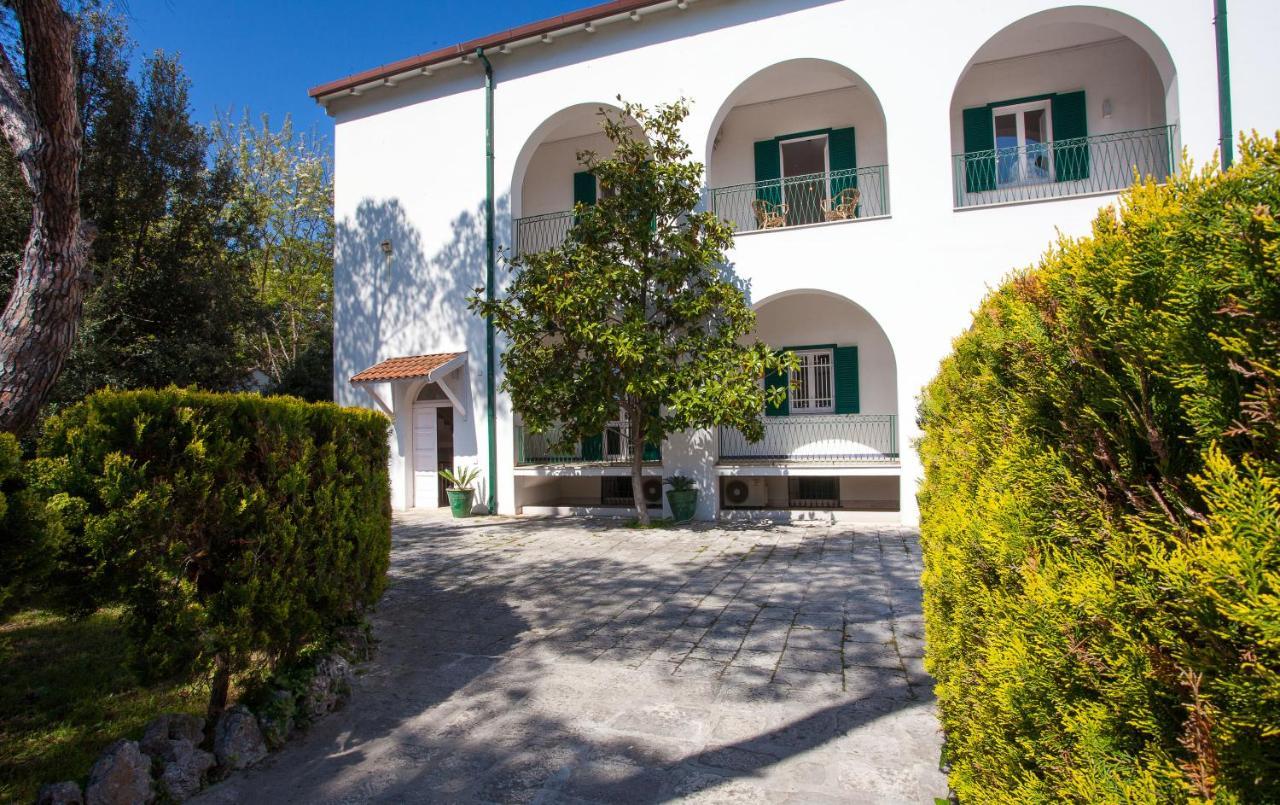 Villa Marta Taranto Exterior photo